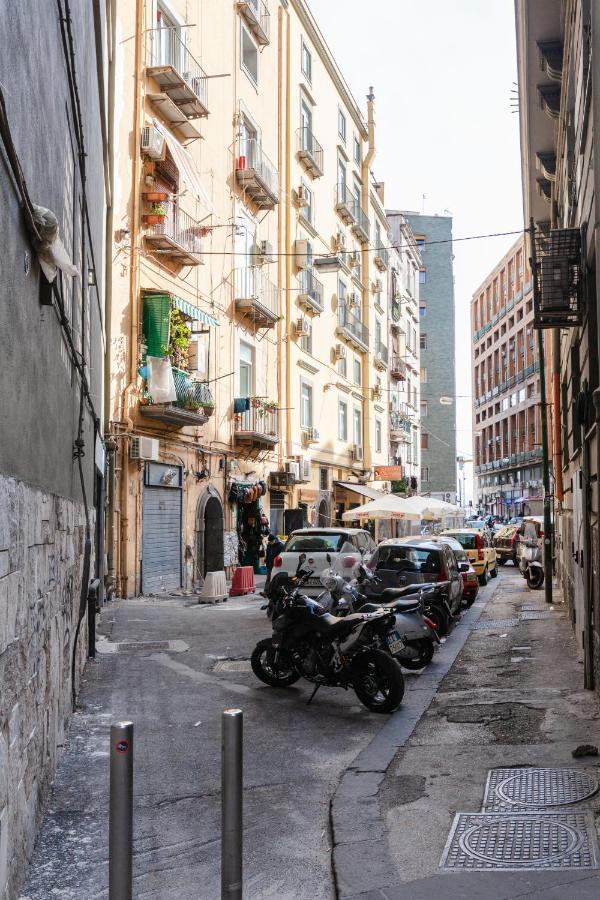 Appartamento Moderno Nel Centro Storico Napoli Dış mekan fotoğraf